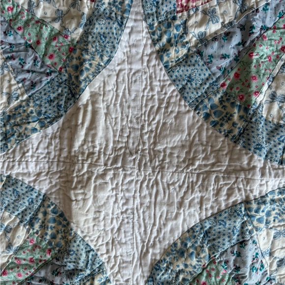 “American Pacific” Amanda’s Fan pattern. Hand stitched sham. - Picture 4 of 6